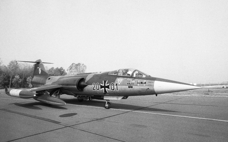 Lockheed F-104 Starfighter | Getty Images Photo by Michel ARTAULT