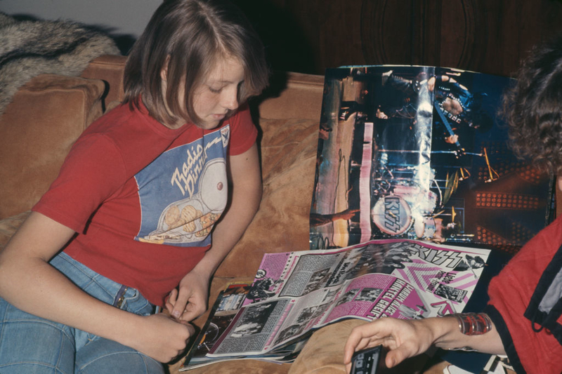 Curious Kiss Fans | Getty Images Photo by Michael Montfort/Michael Ochs Archives