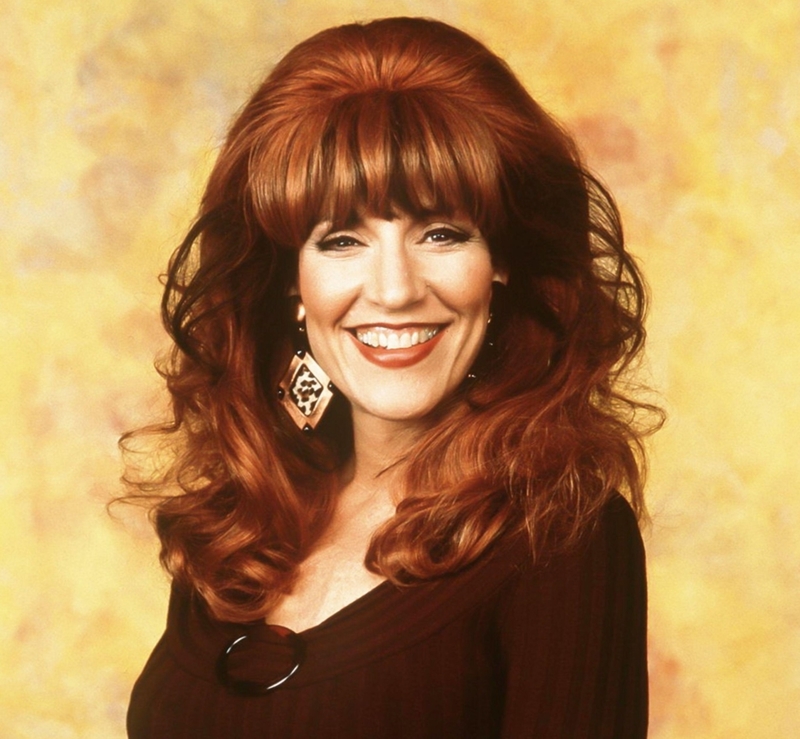 Peggy Bundy Sang With Simmons | Alamy Stock Photo by Landmark Media