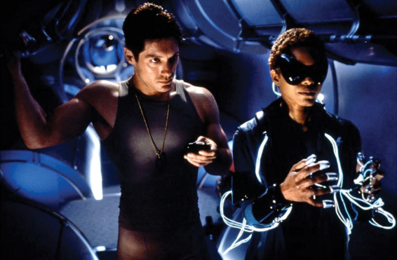 Supernova (2000) — Estimated loss: $83 million | MovieStillsDB