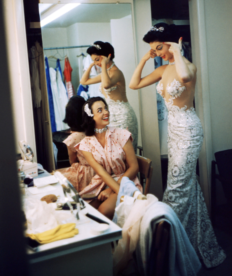 Backstage with Kitty Dolan | Alamy Stock Photo by Hy Peskin