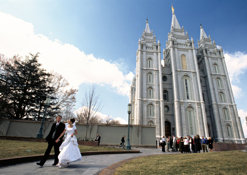 Marrying Young | Alamy Stock Photo by FRILET Patrick / hemis.fr