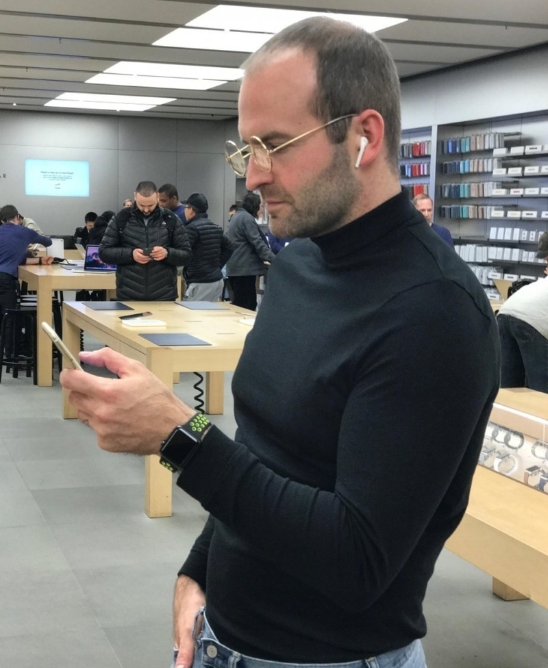 A Steve Jobs Impression | Reddit.com/Seany_B