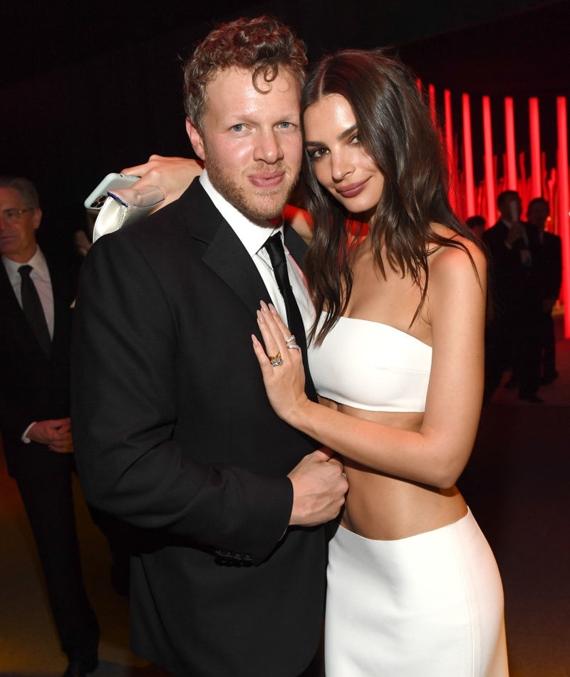 Emily Ratajkowski & Sebastian Bear-McClard | Getty Images Photo by Kevin Mazur/VF20/WireImage