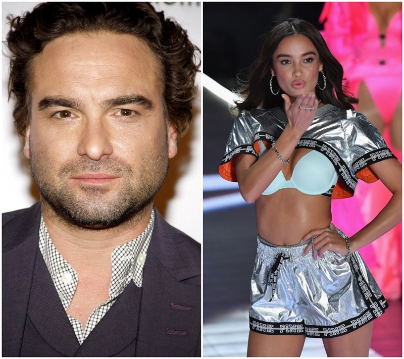 Johnny Galecki y Kelsey Harper | Alamy Stock Photo & Getty Images Photo by Angela Weiss /AFP