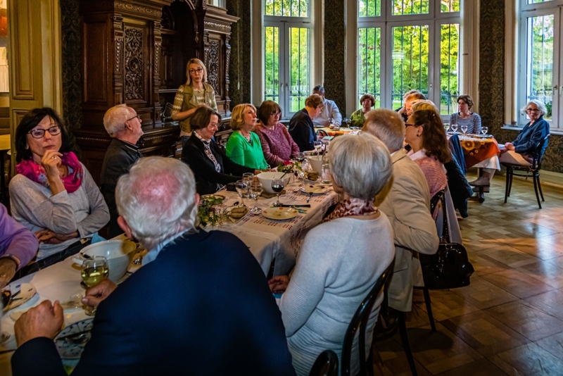 Rehearsal Dinners | Alamy Stock Photo