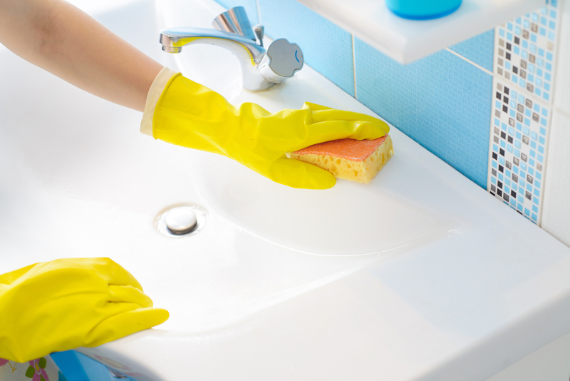 Heavy-Duty Scrub | Shutterstock