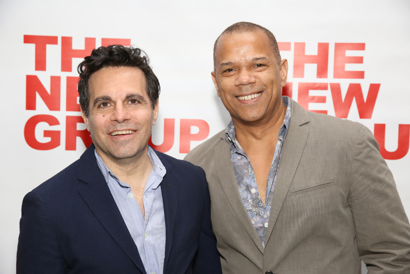 Jerry Dixon y Mario Cantone | Getty Images Photo by Walter McBride/WireImage