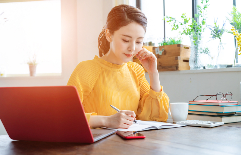 Viral Videos of People Studying | metamorworks/Shutterstock