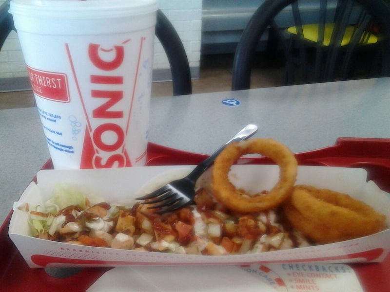 Sonic Salads | Facebook/@teresa.badillo.54