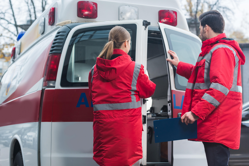 Saliendo del Hospital | Alamy Stock Photo