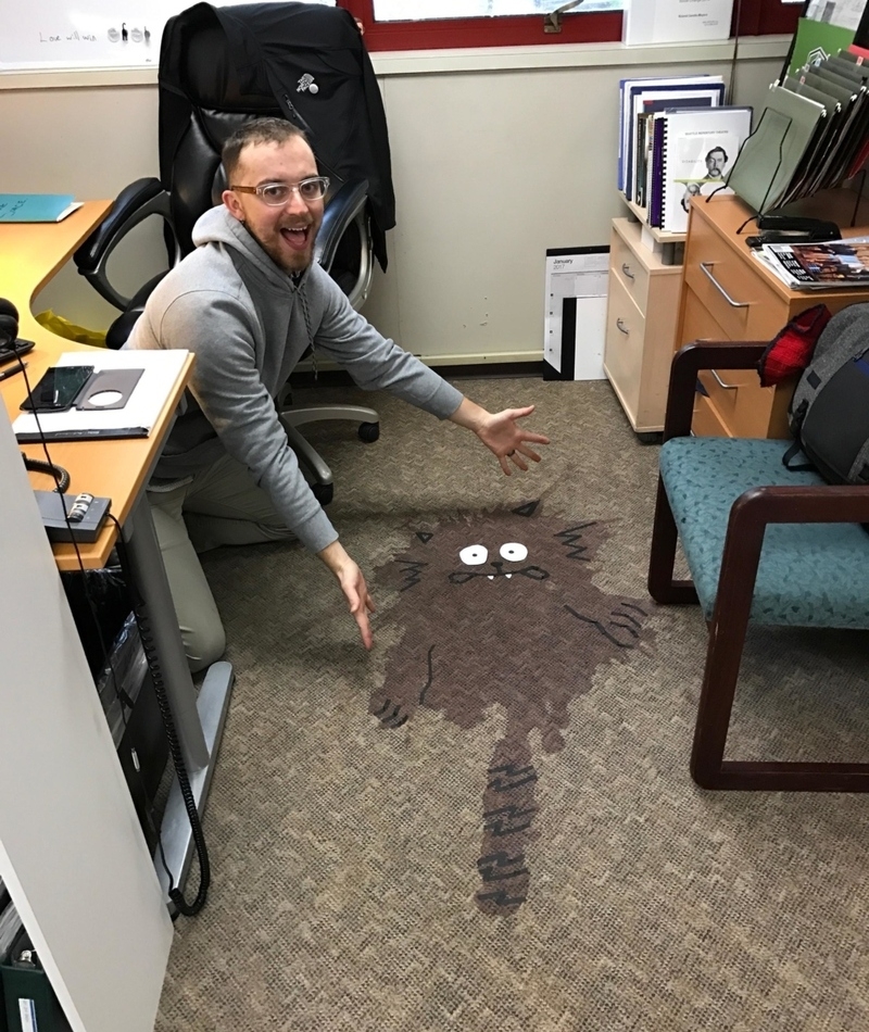 Who Spills Wine at Work? | Imgur.com/VoodooMamaJuuJuu