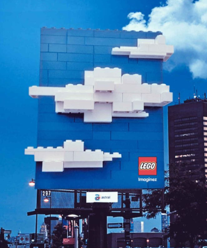 Sky High | Facebook.com/@CreativeGuerrillaMarketing