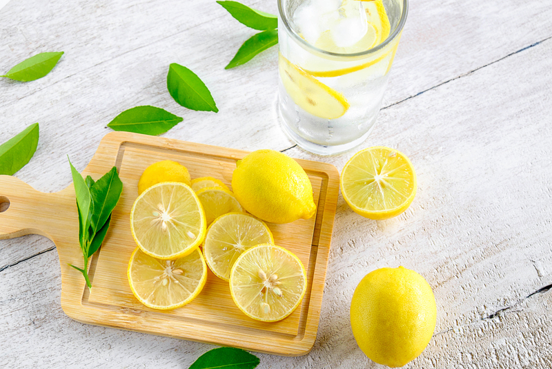 She Eats Which Citrus Whole? | Shutterstock Photo by Narong Khueankaew