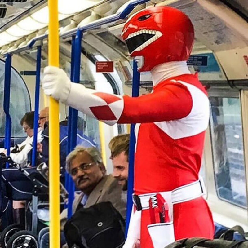 Power Ranger rojo | Instagram/@mattbenyo via @peopleontheunderground