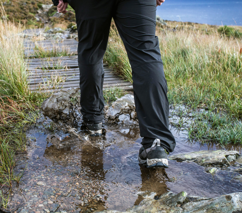 Dando un gran paso | Alamy Stock Photo