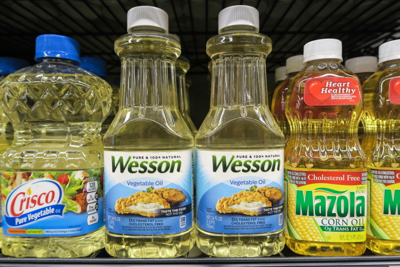 Vegetable Oil | Alamy Stock Photo