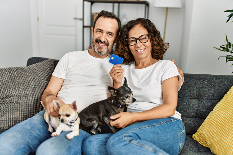 Get Rid of Stingers Cheaply | Shutterstock Photo by Krakenimages.com