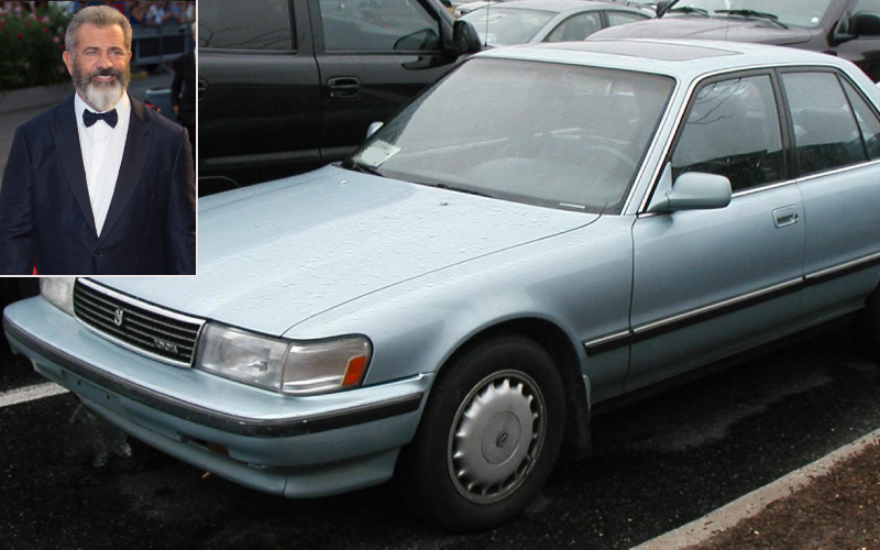 Mel Gibson - Toyota Cressida $ 7K | magicinfoto/Shutterstock & Alamy Stock Photo by Car Collection