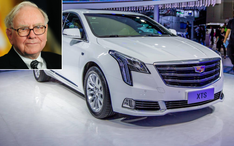 Warren Buffet - Cadillac XTS $ 45K | Alamy Stock Photo by UPI/Kevin Dietsch & Imaginechina Limited