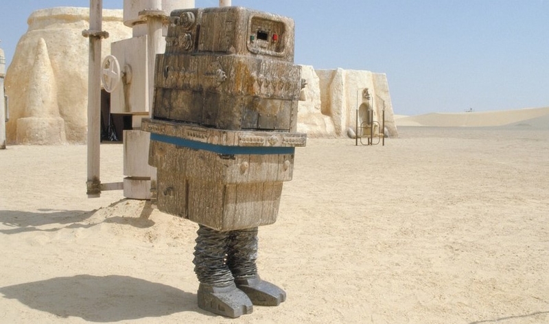 Gonk Appears in “The Force Awakens” | Reddit.com/TYRION_LANNISTER46