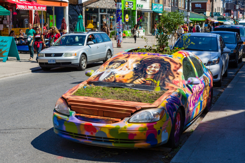 How Green Does Your Garden Car Grow? | Alamy Stock Photo