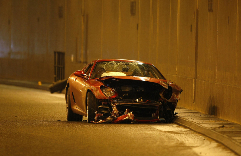 ¡Estrellando un Ferrari! | Alamy Stock Photo