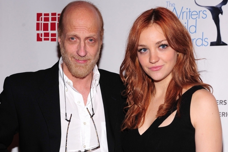 Chris Elliott y Abby Elliott | Alamy Stock Photo by Gregorio T. Binuya/Everett Collection