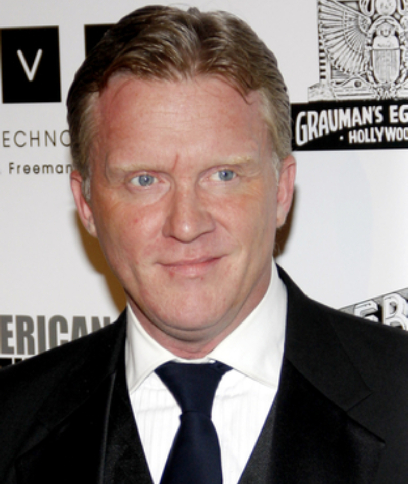 “Tú y yo, fuera” Anthony Michael Hall, el luchador callejero | Shutterstock