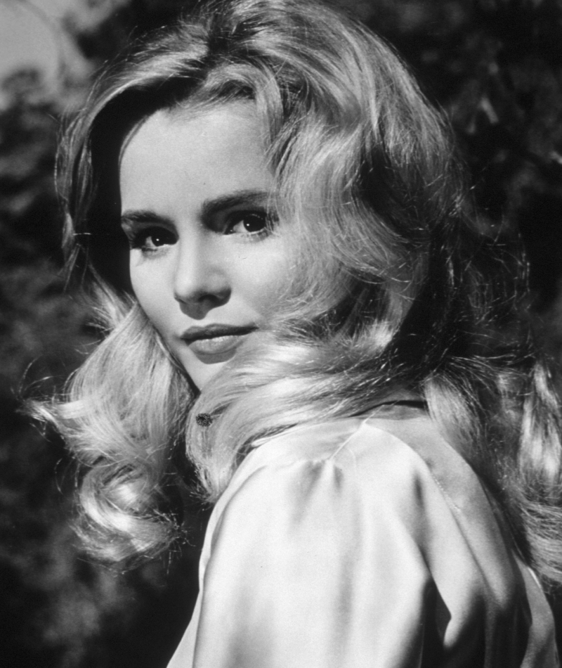 ¡La impresionante Tuesday Weld! | Alamy Stock Photo by PictureLux/The Hollywood Archive