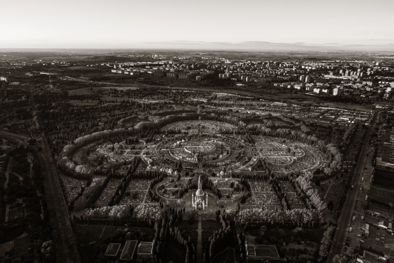 Our Lady of Almudena Cemetery in Madrid Then | Alamy Stock Photo