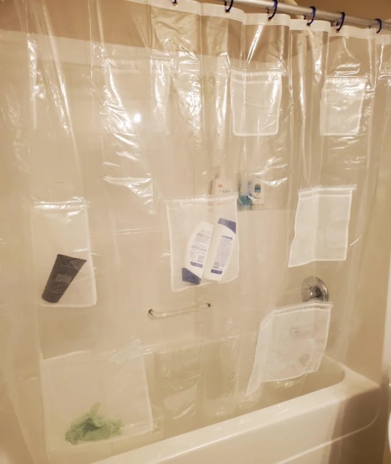 Shower Curtain Pockets | Reddit.com/Burgermasterm