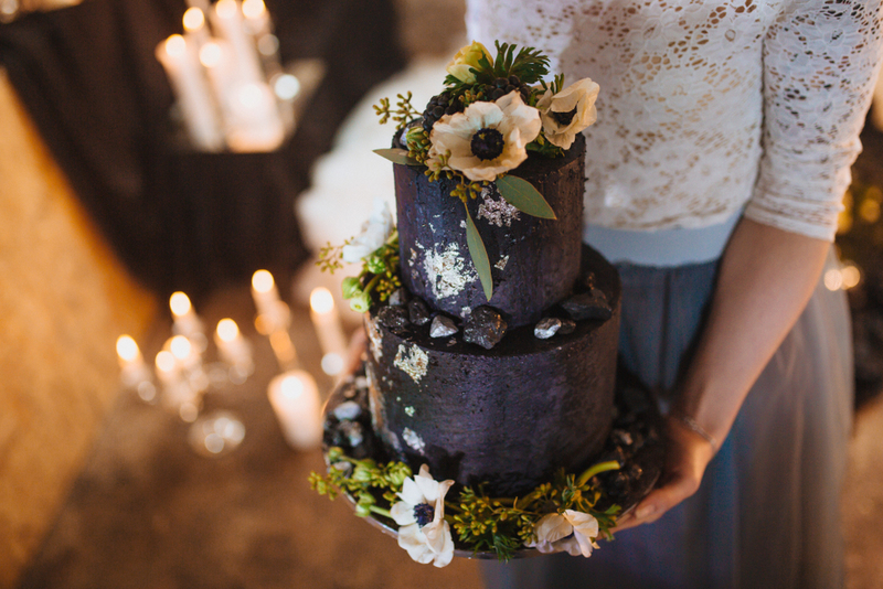 Pasteles de color negro | Shutterstock