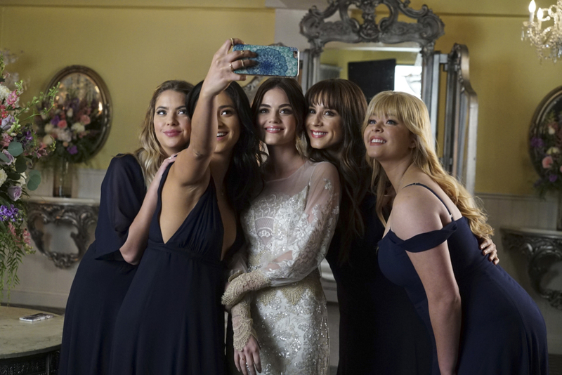 Pretty Little Liars — Emphasis on the Little | MovieStillsDB