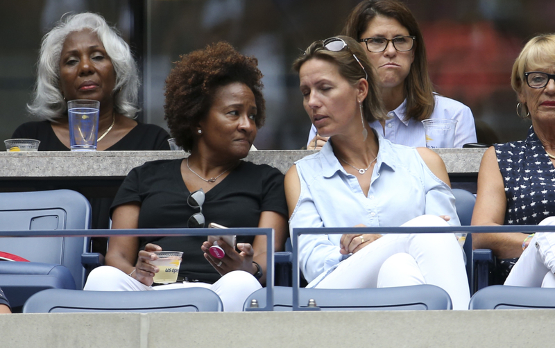 Wanda Sykes y Alex Niedbalski | Getty Images Photo by Jean Catuffe 