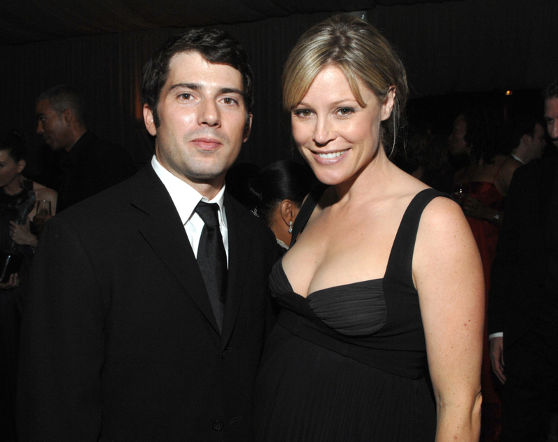 Julie Bowen y Scott Phillips | Getty Images Photo by Dimitrios Kambouris/WireImage/People Magazine