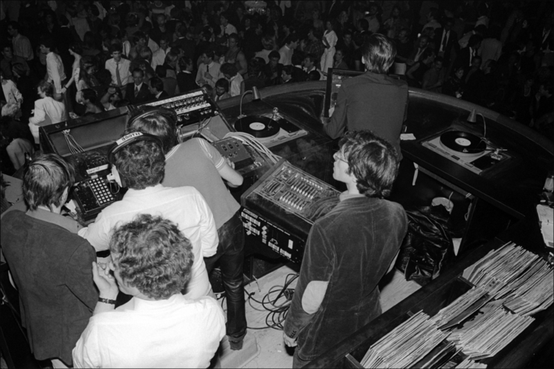 Le Fameux Vinyle | Getty Images Photo by Allan Tannenbaum