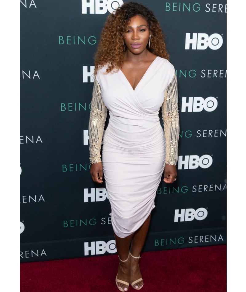 Serena Williams - (175 cm) | Shutterstock Photo by lev radin