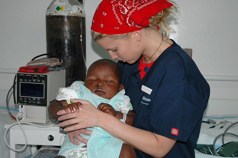 She Loved Lending a Hand | Getty Images Photo by Joe Simpson/WireImage