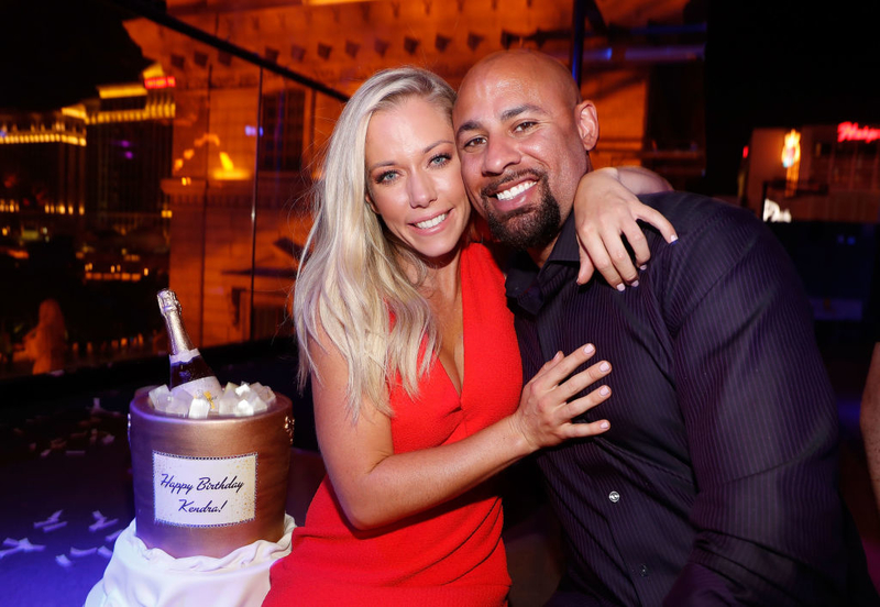 Hank Baskett und Kendra Wilkinson | Getty Images Photo by Isaac Brekken