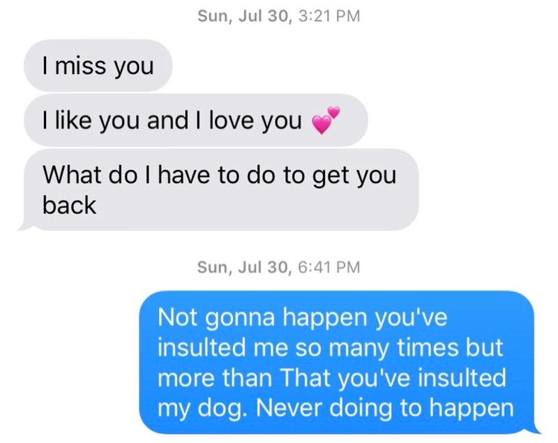 Crossing a Line | Instagram/@textsfromyourex