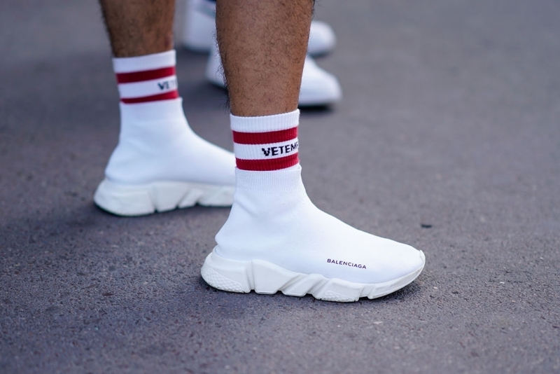 Socken? | Getty Images Photo by Edward Berthelot