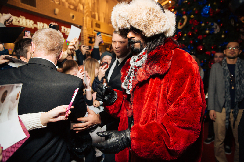 His Fans, Her Fans | Shutterstock Photo by Denis Filatov