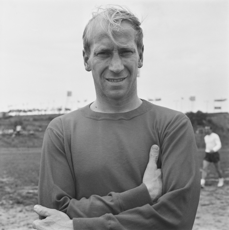 Hairstyles of the Past | Getty Images Photo by Norman Quicke/Express/Hulton Archive