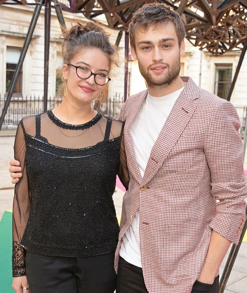 Douglas Booth mit seiner Schwester Abigail | Getty Images Photo by David M. Benett