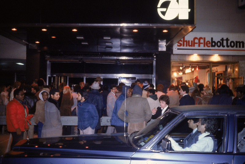 Le Studio 54 Est L'Une des Boîtes de Nuit les Plus Célèbres de L'Histoire | Getty Images Photo by Tim Boxer