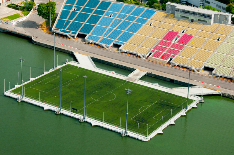 Ein schwimmendes Stadion | Alamy Stock Photo by Adwo 