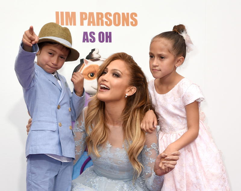 Jennifer Lopez, Max & Emme Muñiz | Getty Images Photo by Kevin Winter