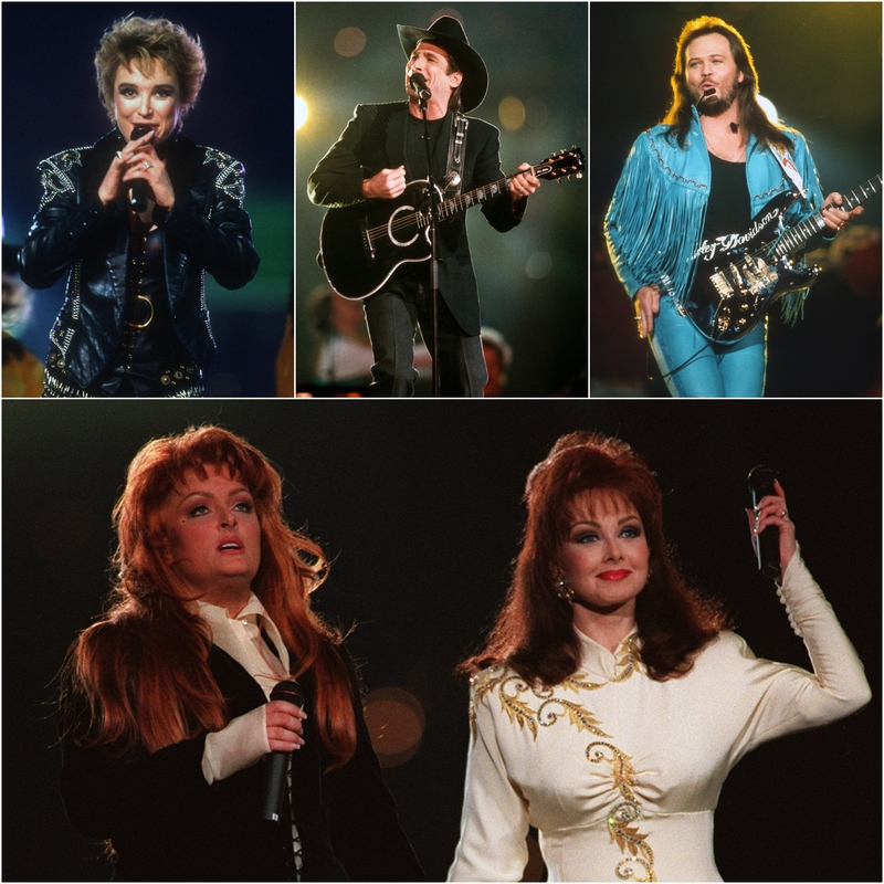 Average: Tanya Tucker, Clint Black, Travis Tritt, and The Judds, 1994 | Alamy Stock Photo by John Barrett/PHOTOlink & Getty Images Photo by Focus on Sport & Stephen Dunn/Allsport