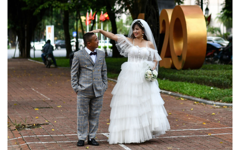 Mais alto que o dia do seu casamento! | Getty Images Photo by MANAN VATSYAYANA/AFP 